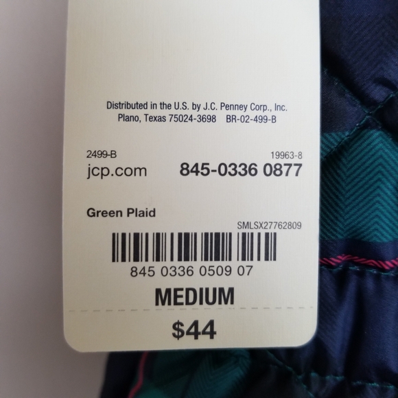 St. John's Bay Plaid Puffer Vest Medium NWT - Picture 5 of 6